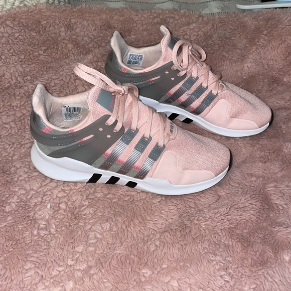 Womens Adidas - Still have original box - Picture 3 of 5